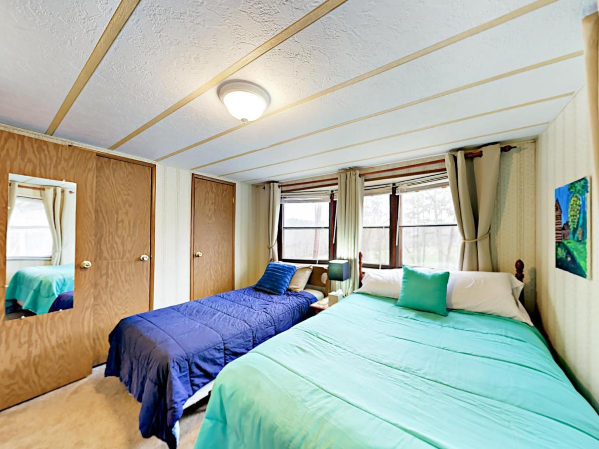 הוילה Weaverville Serenity Views Bungalow - Close To City And Parkway! מראה חיצוני תמונה