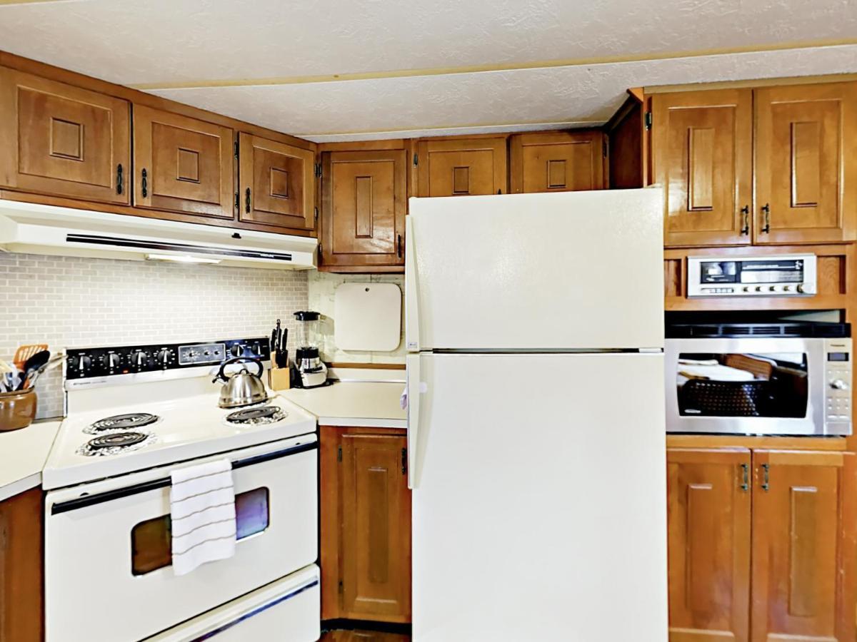 הוילה Weaverville Serenity Views Bungalow - Close To City And Parkway! מראה חיצוני תמונה